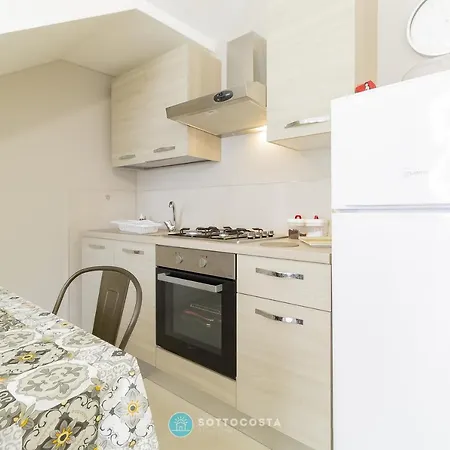 Romina's Flat Apartman *