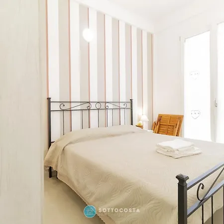 Romina's Flat アパート